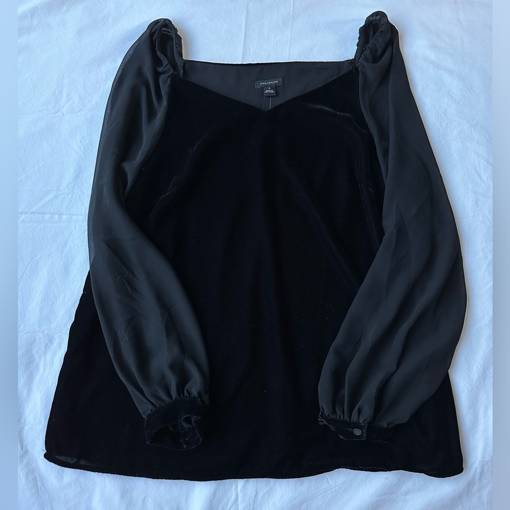 NWT Ann Taylor Velvet Top